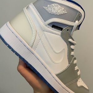 Meet your Posher, Vesa